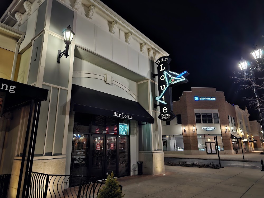 Bar Louie – Perrysburg